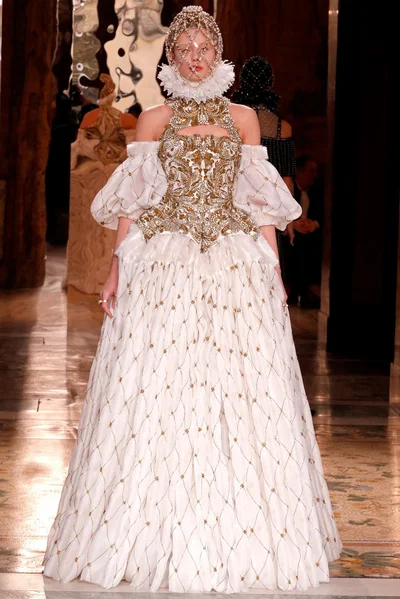 Look 8
